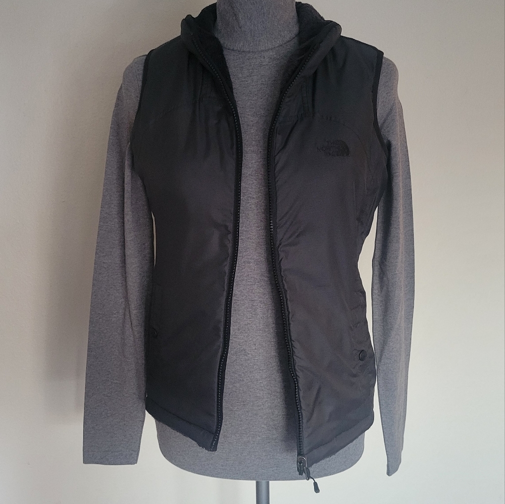 The North Face Reversible Mossbud Vest, XS, Black